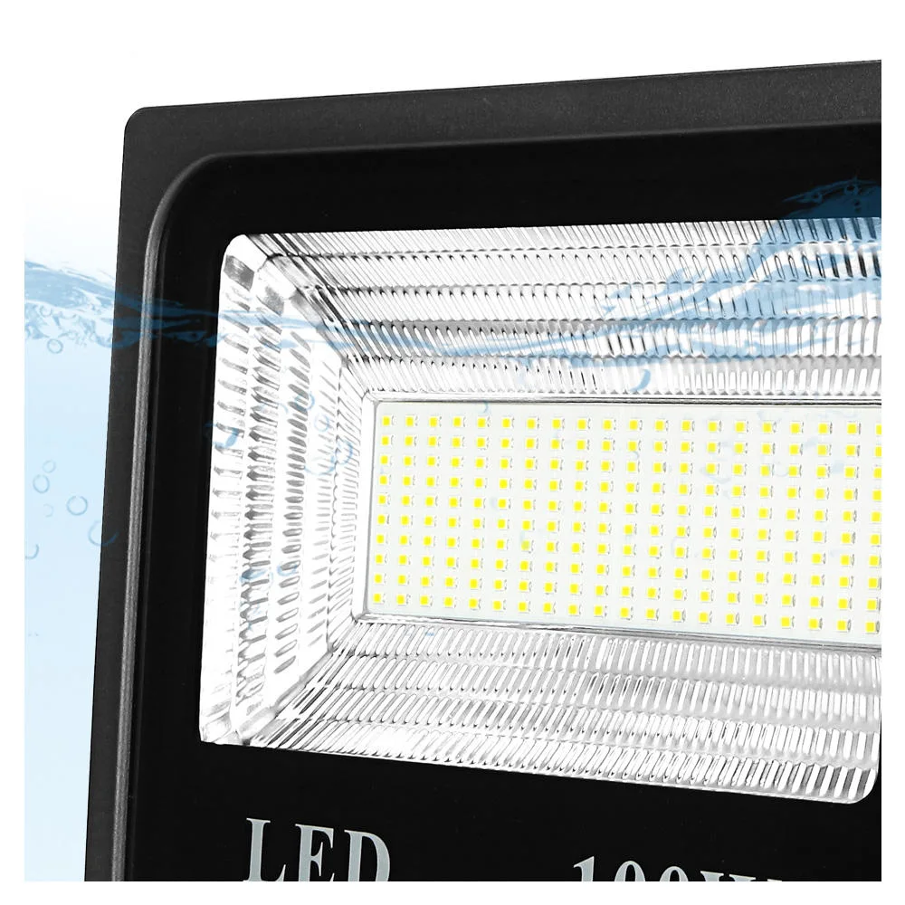 New Design Heat Sinking Housing Waterproof IP65 IP67 Outdoor Lighting Sports Stadium 150W LED Flood Light