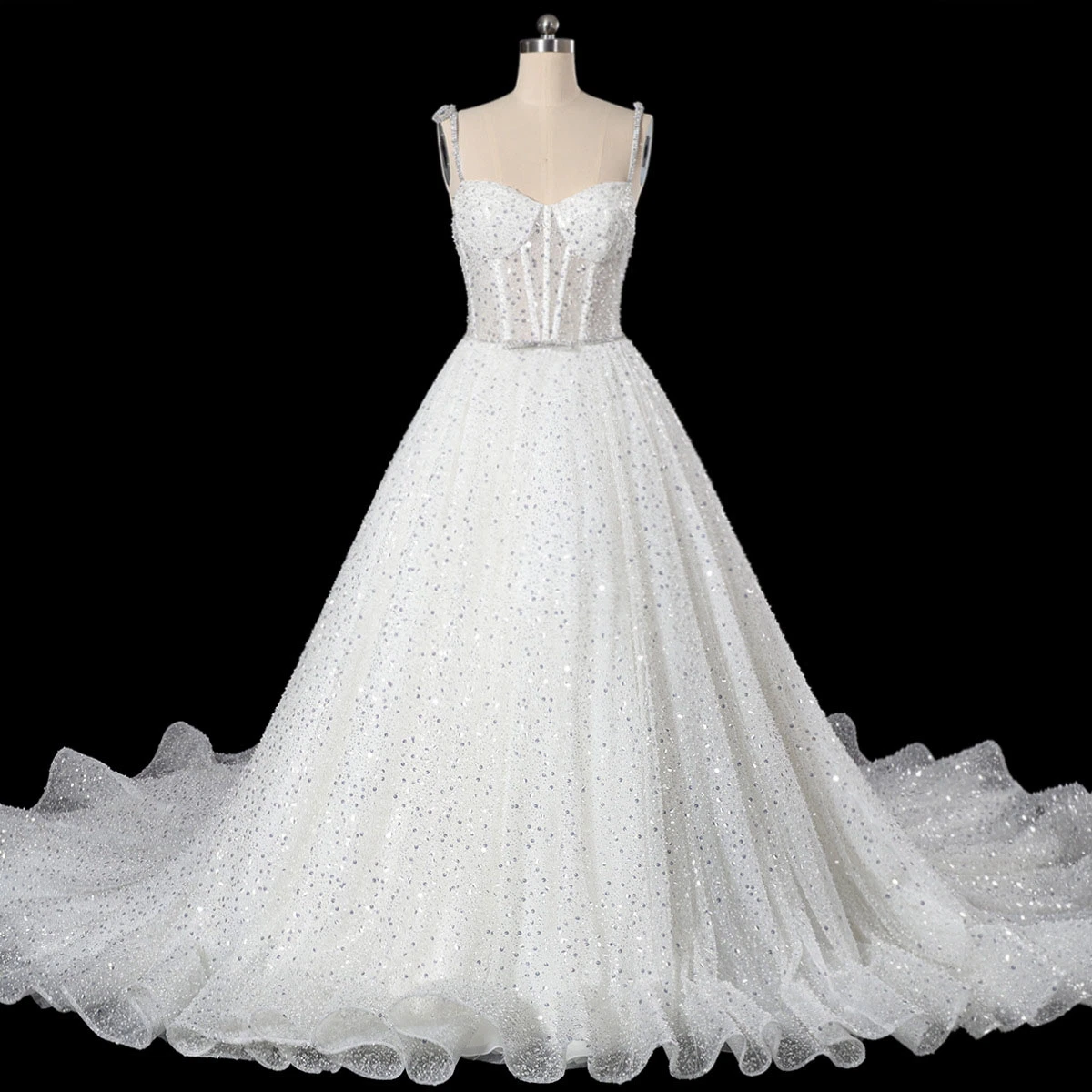 Yc522 Heißer Verkauf Temperament Braut Strapsenträger Prinzessin Lange Schwanz Hochzeit Kleid