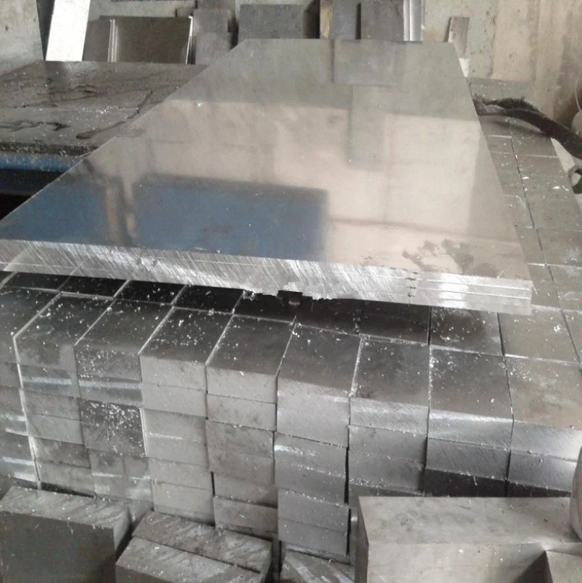 3003 3004 5052 5083 Alloy Customized Thickness 0.3-300mm Aluminum Plate/Sheet