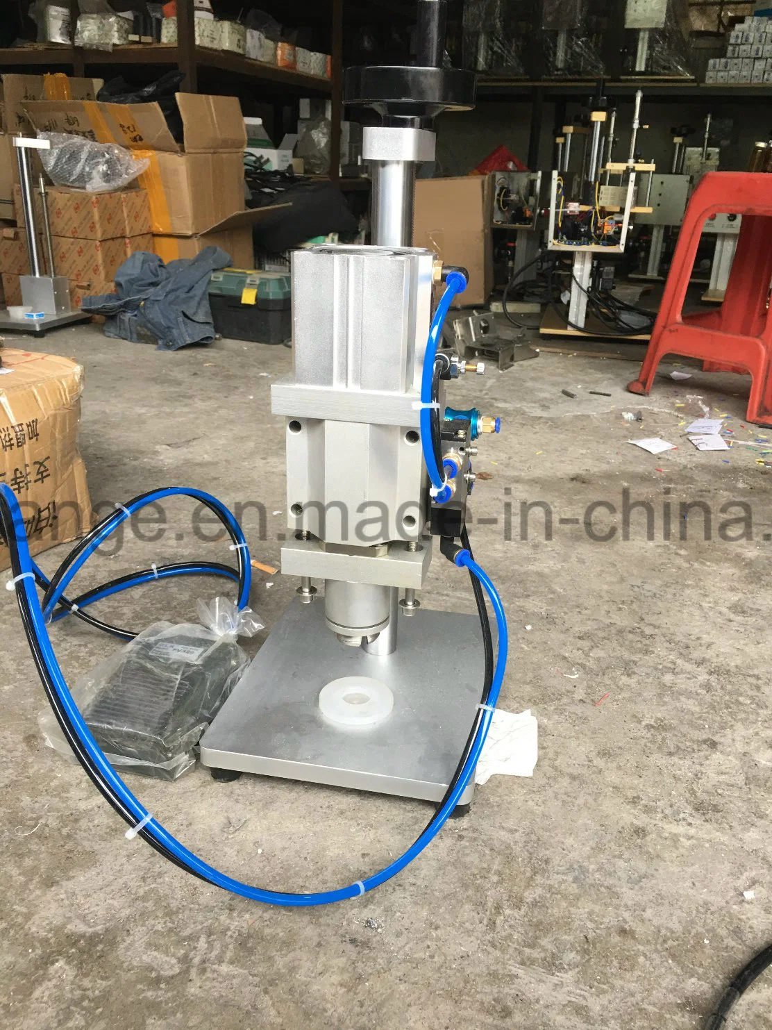 Halbautomatische Ampulle Fläschchen Crimp Verschließmaschine