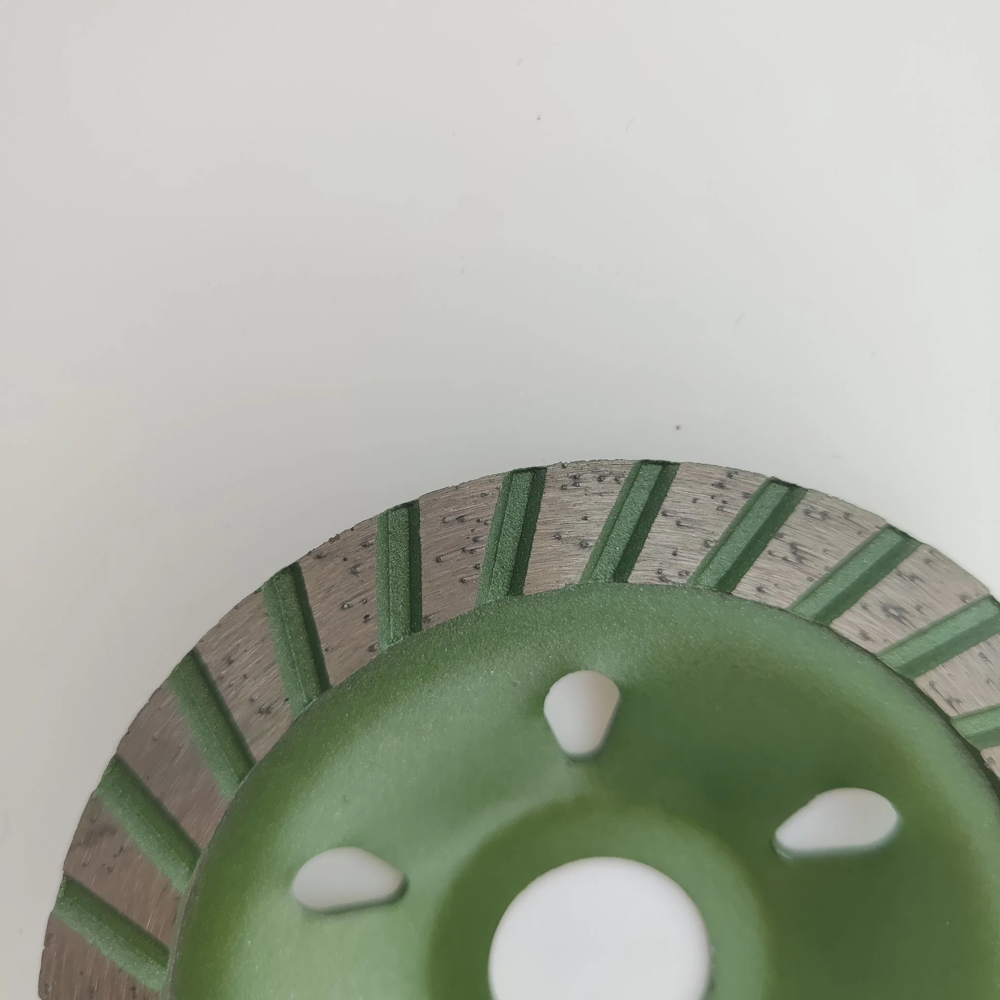 Polishing Pad Smooth Grinding Diamond Cup Wheel Grinding Disc for Concrete Floor