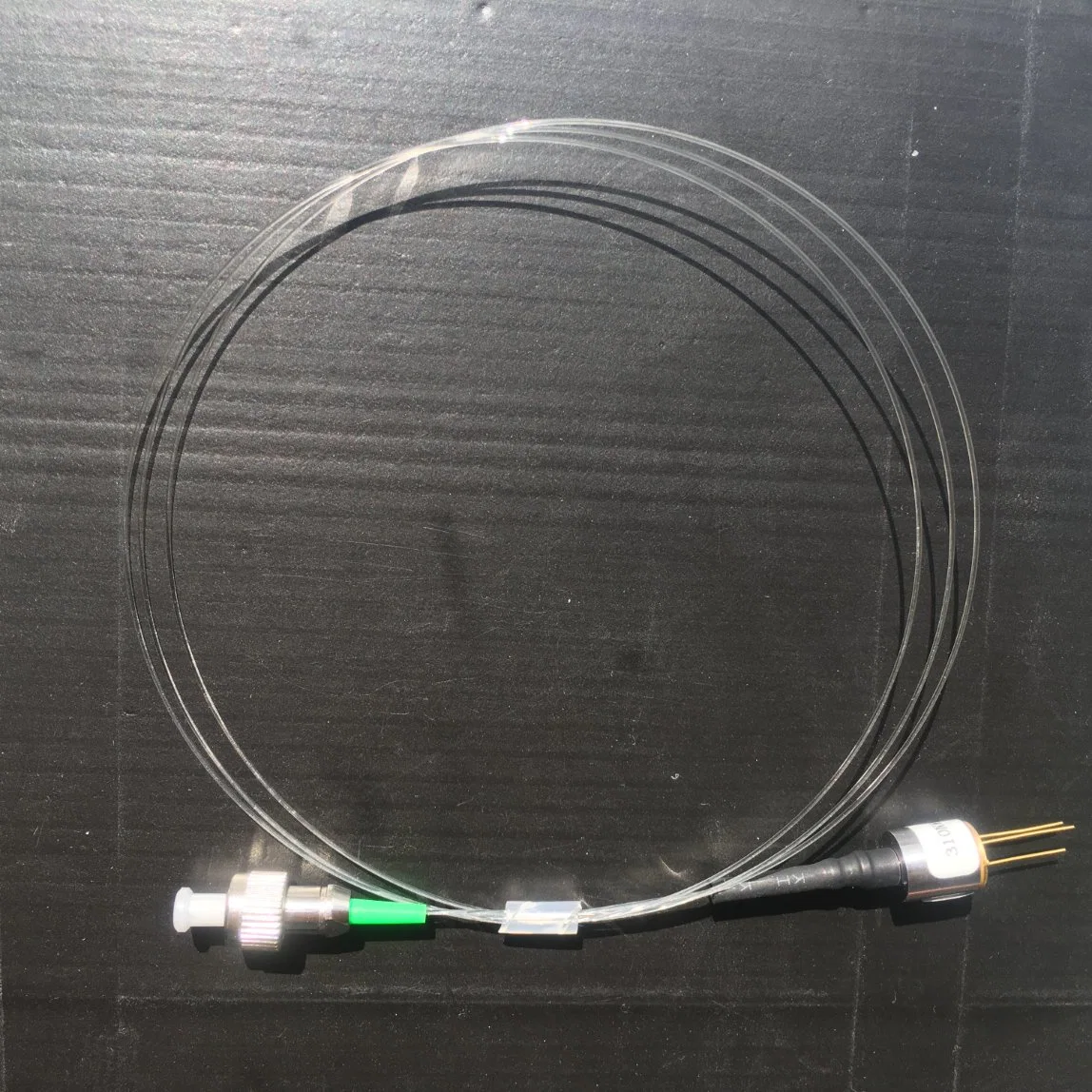 Hight Power UVA 490nm 500nm 510nm 520nm 525nm 530nm 540nm 550nm 554nm Fiber-Coupled LED Pigtailed LED Source with SMA905 FC/APC Connector