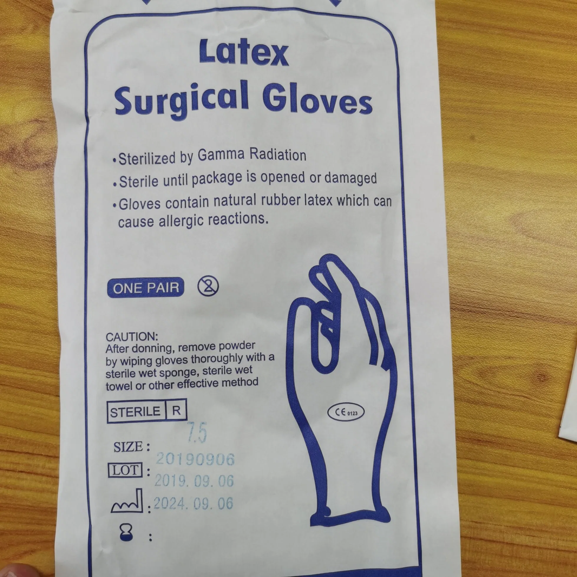 Gants chirurgicaux en latex de vente chaude avec certificat CE