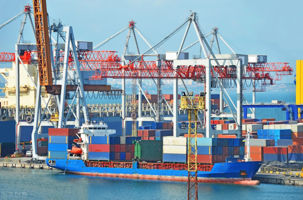 Transporte marítimo Internacional Transporte marítimo Transporte marítimo profesional Transporte marítimo de contenedores de carga Servicio