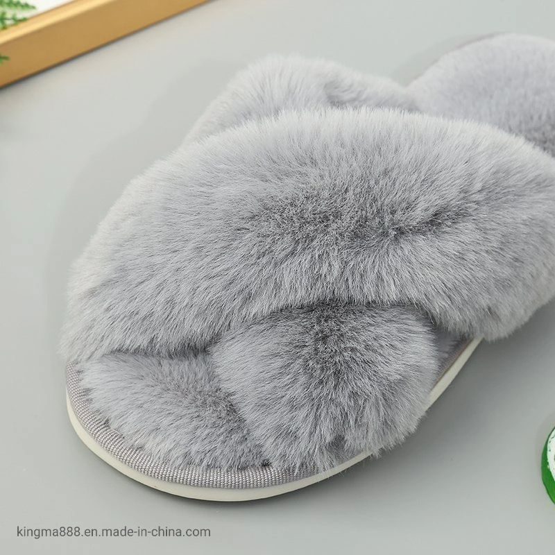 Customized Vendor Ladies Designer Fashion TPR Custom Logo Fur Slipper