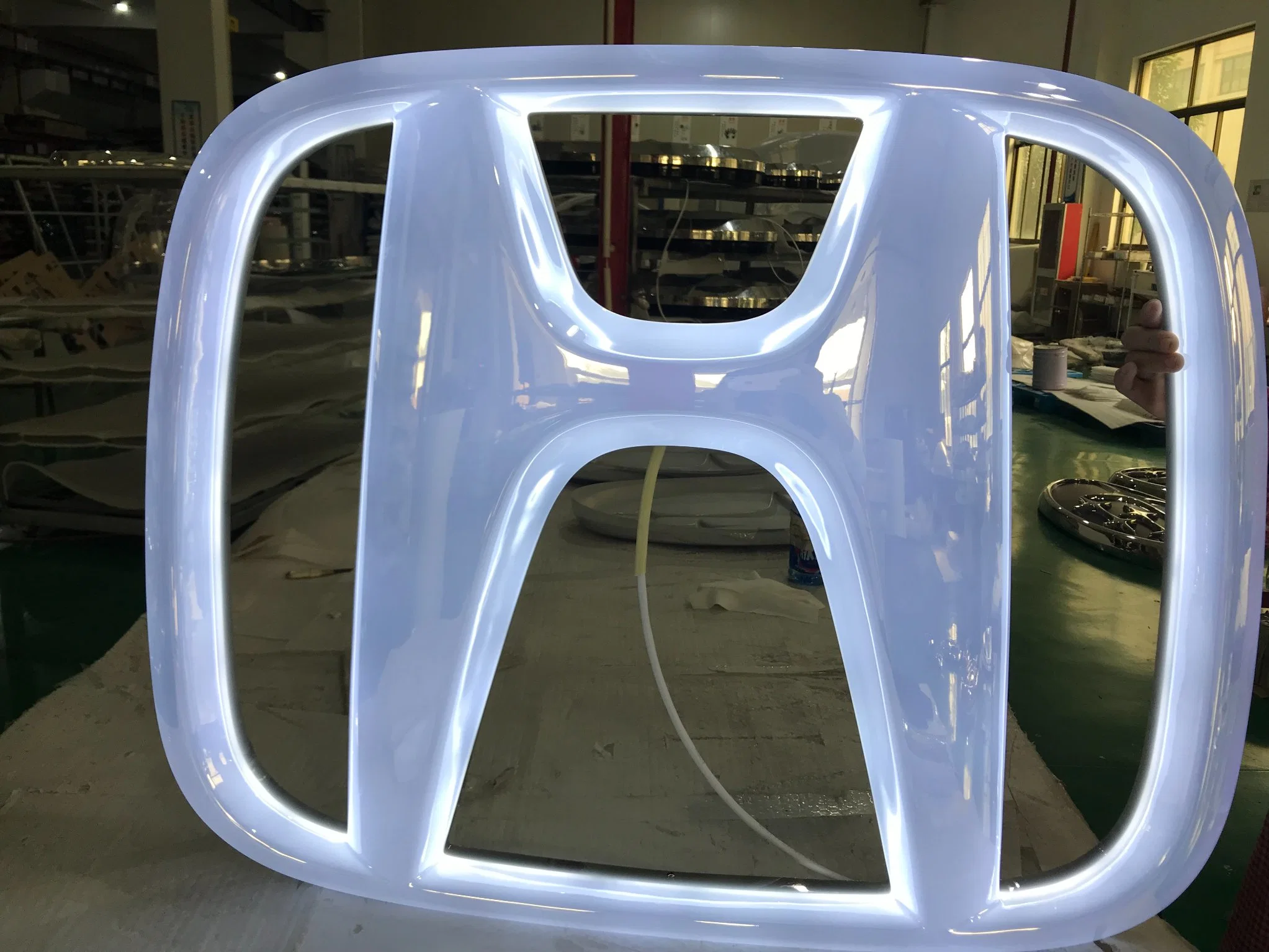 Custom АБС хромированный дисплей с подсветкой LED логотип автомобиля подписать