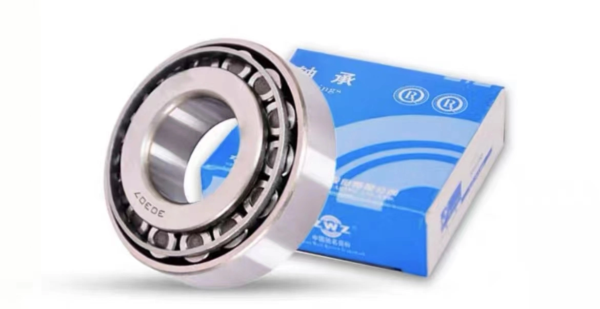 Zwz Lyc Hrb C&U Taper Tapered Roller Bearing 32211 32212 32213