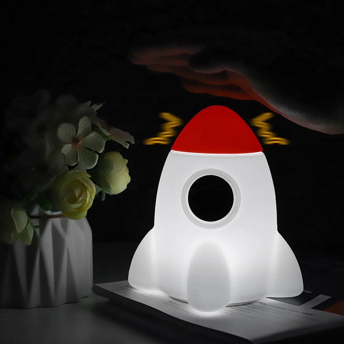 Hot Sale 3.7V 20lm Silicon Fluently Color Changeable Mini LED Rocket Sleep Night Light with Touch Function