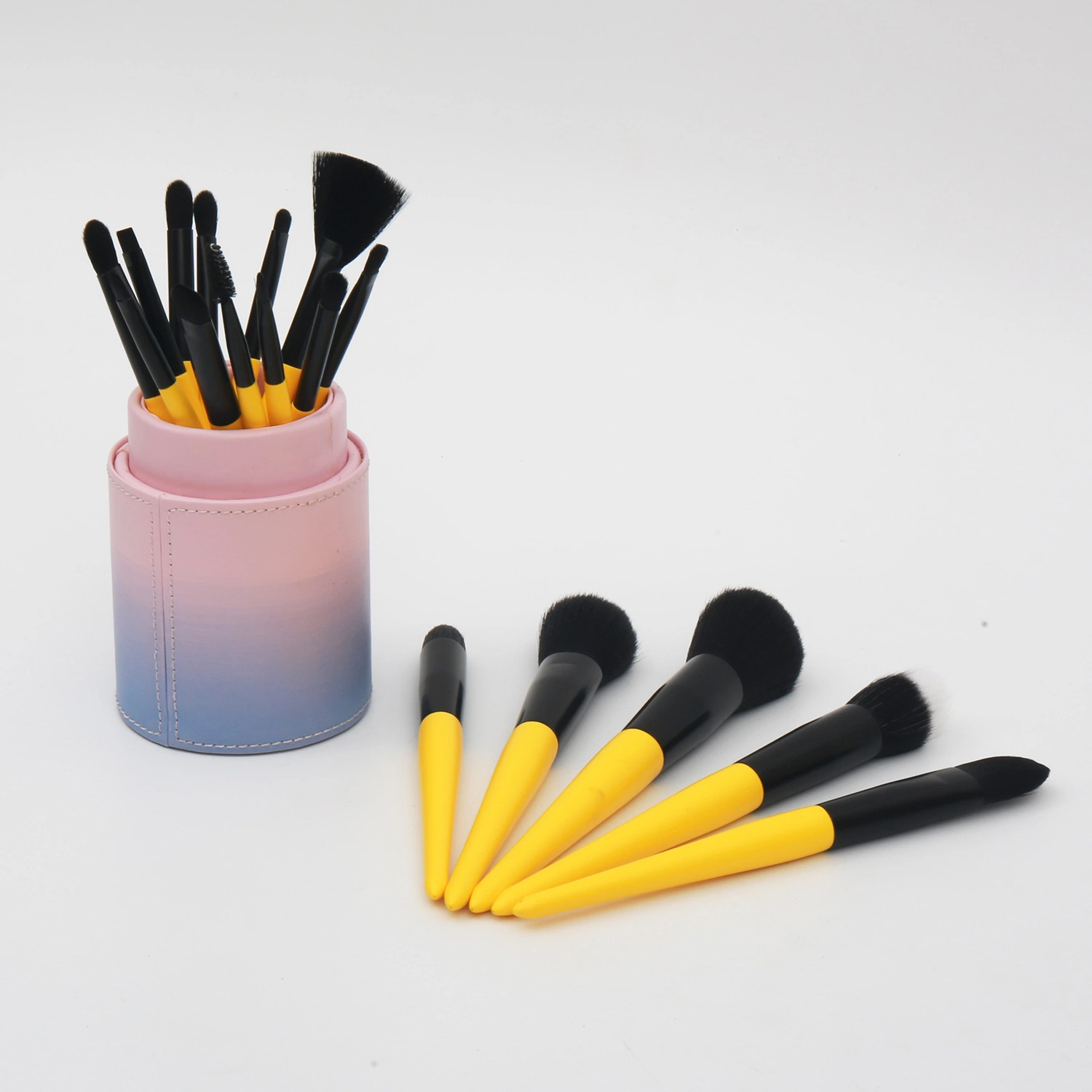 El precio de alta calidad personalizado de cabello sintético cosméticos Brush Tool Kit de Maquillaje