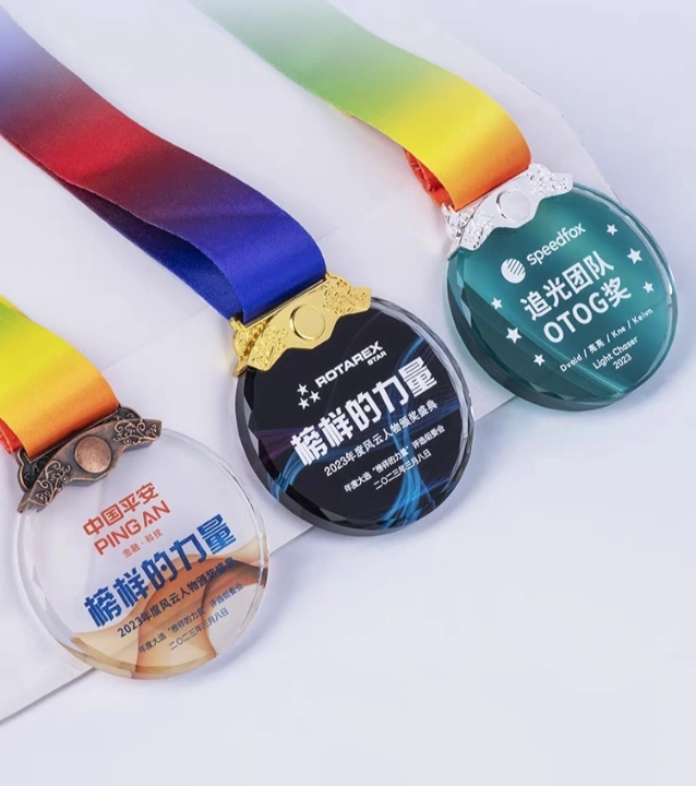 Presente de medalhas de cristal de suspensão criativo personalizado