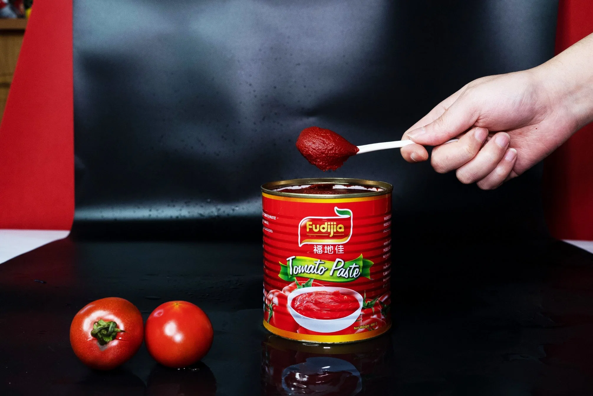 Alimentation de haute qualité de la Chine la pâte de tomate en conserve concentrés 2200g Fabricant double