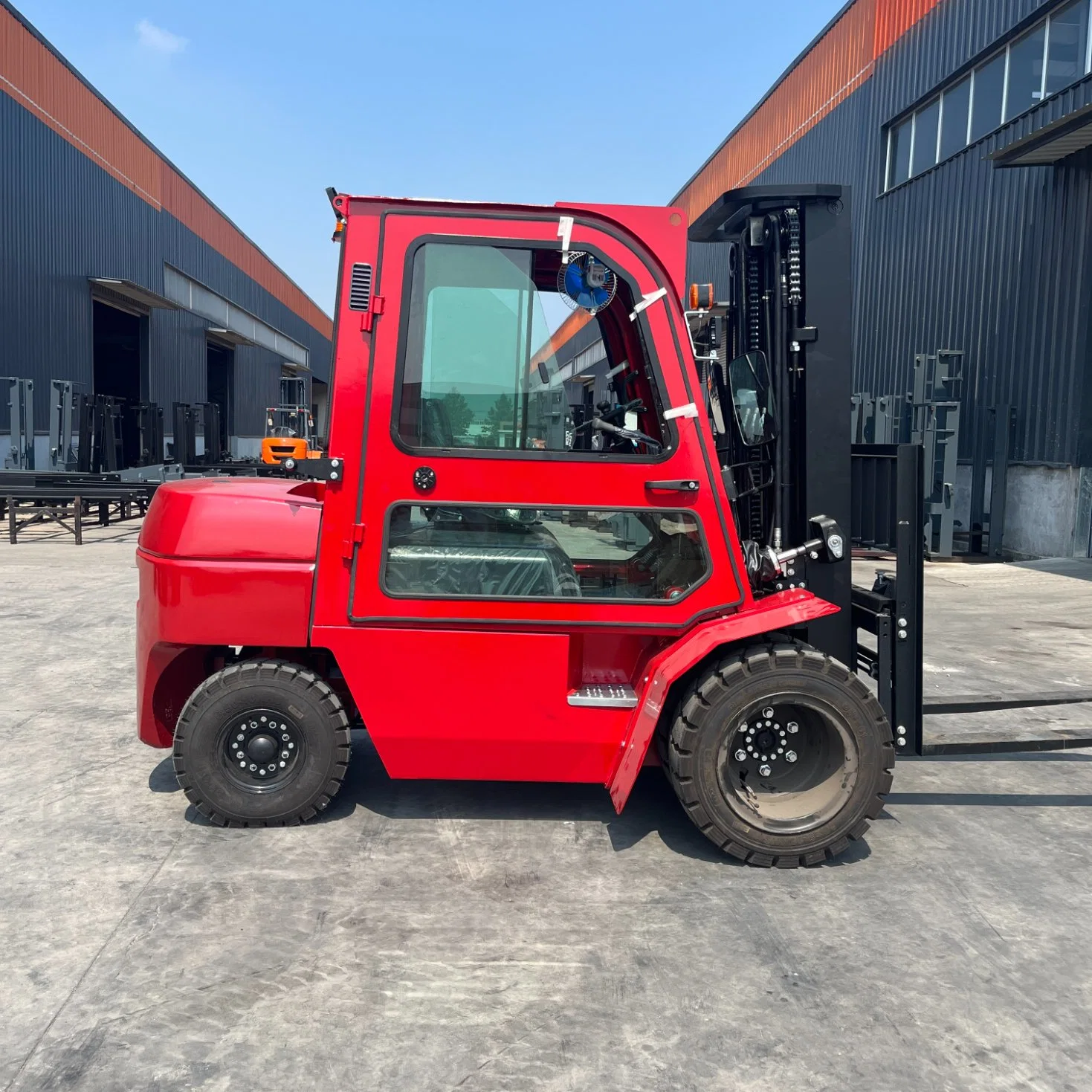 China's Top Factory Hot Brand Diesel Forklift, Can Be Used in The Construction Site, Garden and Other Places