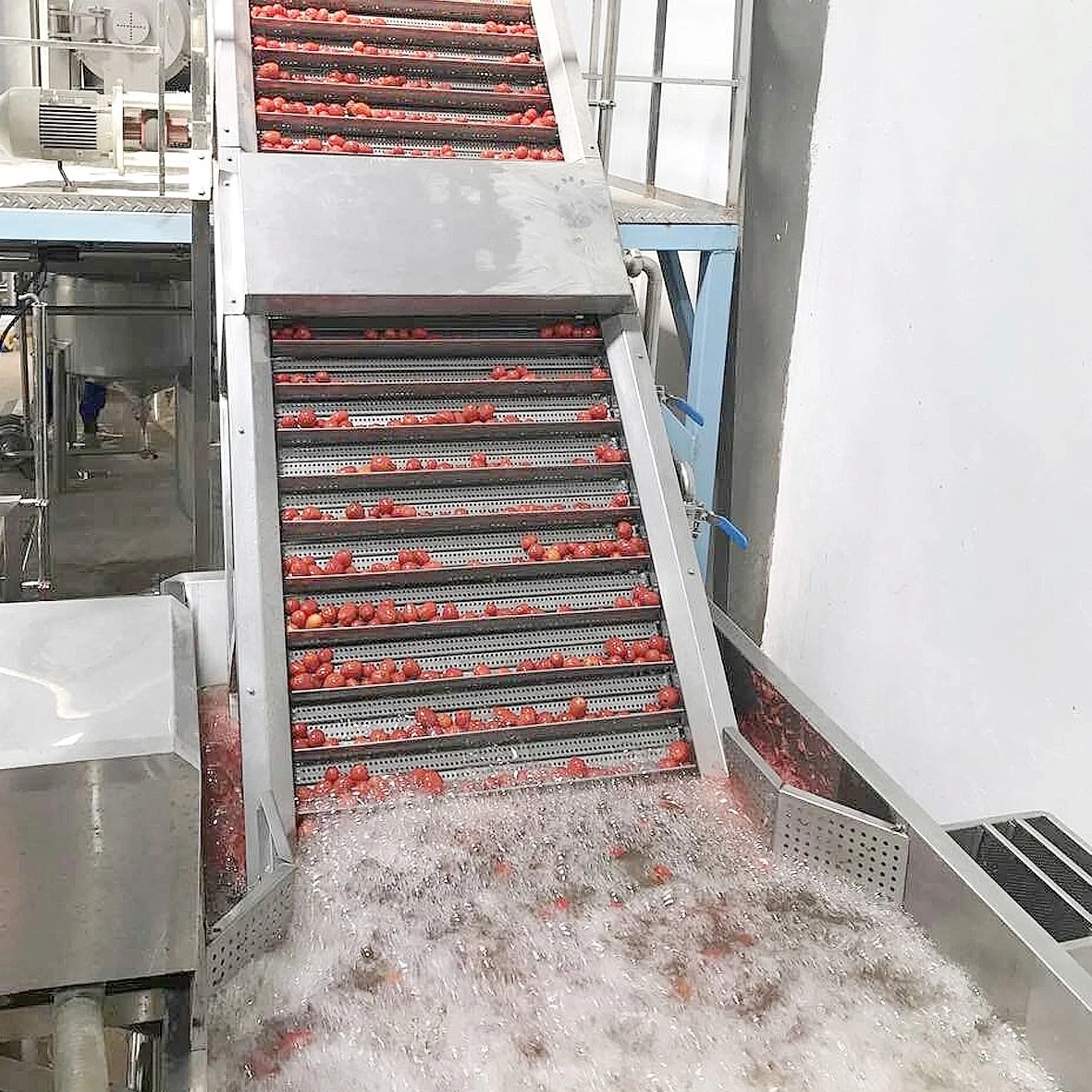 La tecnología avanzada de la máquina de procesamiento de pasta de tomate industrial Equipos de procesamiento automático de pegar