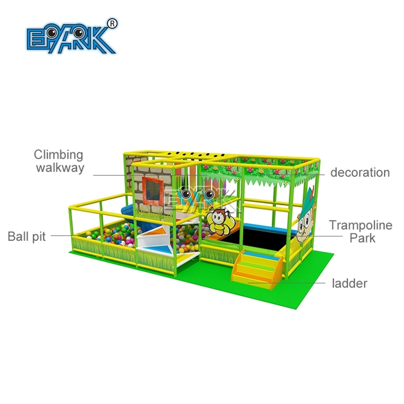 Aire de jeux intérieure pour enfants, équipement de terrain de jeu commercial avec toboggan pour parc de jeux doux pour enfants.