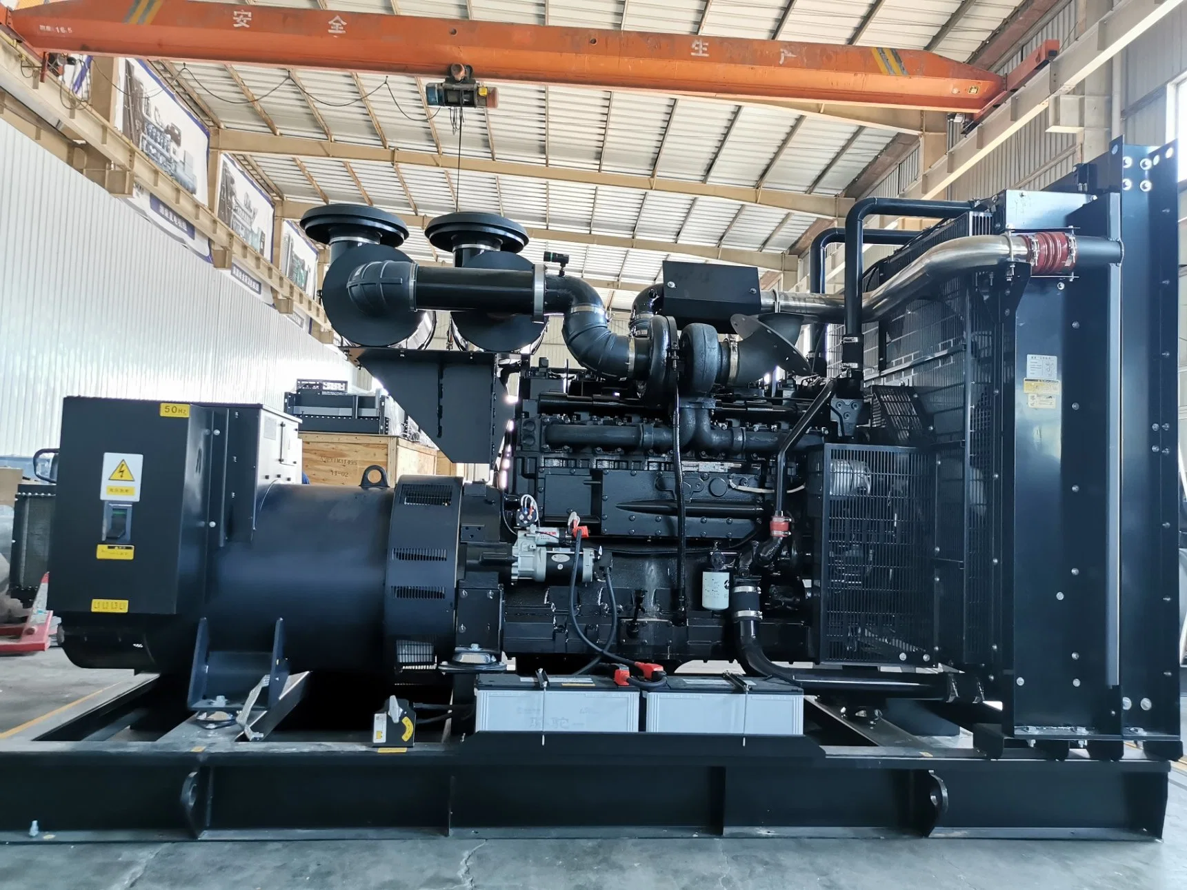 Top Quality Electric Diesel Generator 20kw 75kw 100kw 200kw 700kw/kVA 3 Phase Generator Set Cummins Engine