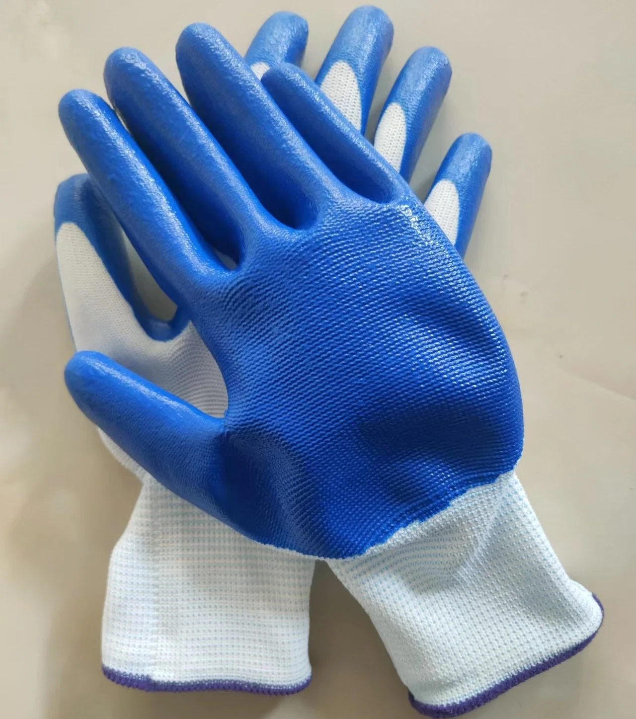 Breathable White Polyester Knitted Blue Nitrile Coating Work Gloves