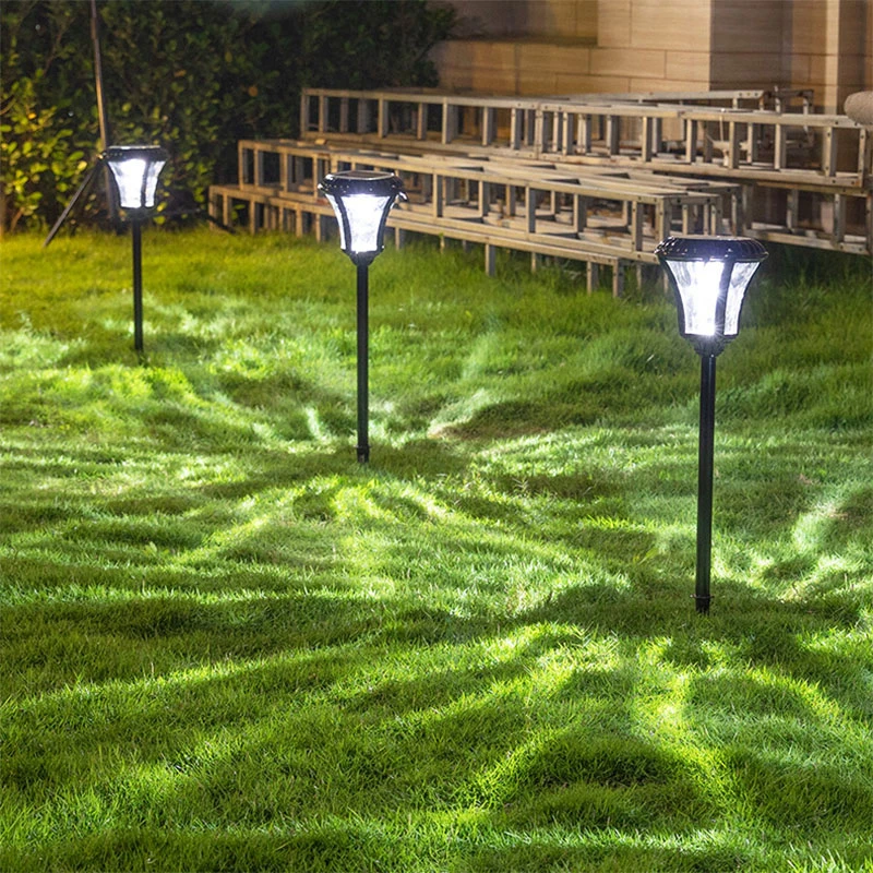 Éclairage extérieur en aluminium étanche Lumière de jardin solaire Lampes de pelouse au sol