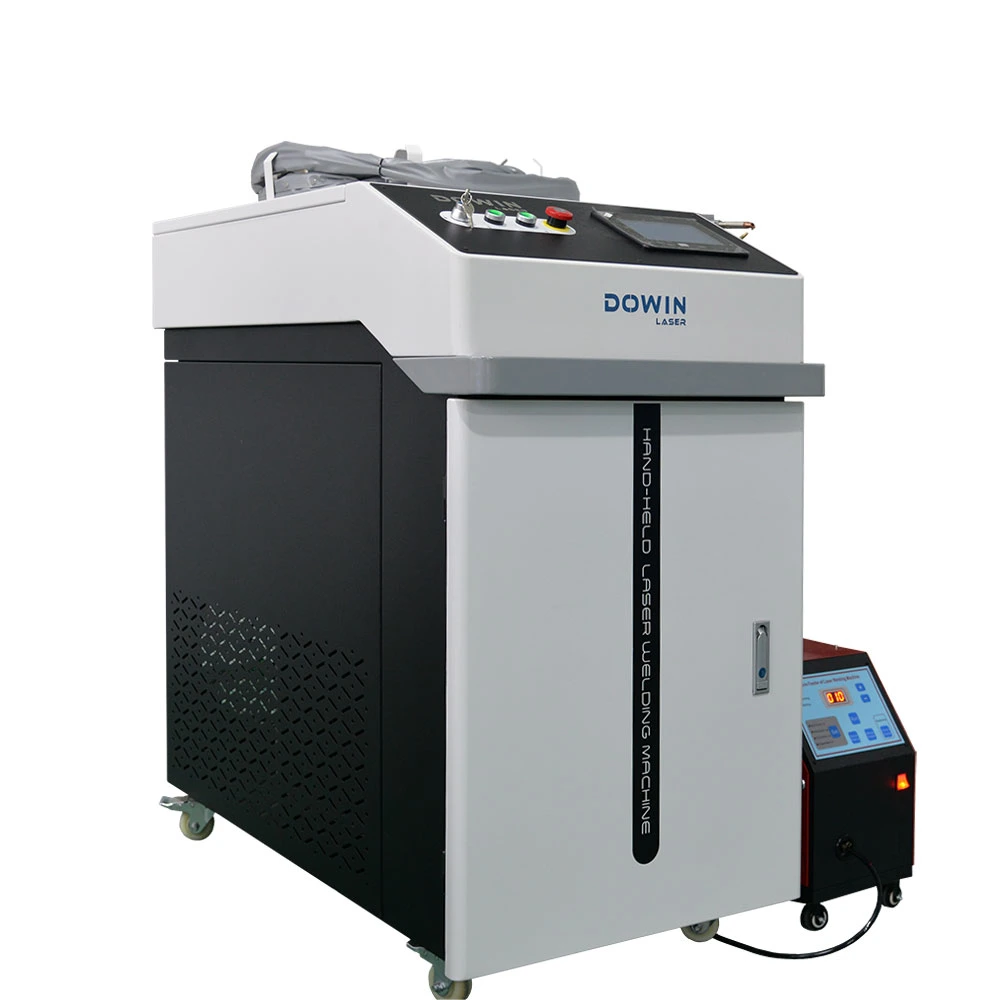 Factory Price Raycus Max 1500 Watt Laser Welding Machine 3 in 1 Rust Removal Laser Cleaning Machine for Laser Cutting.