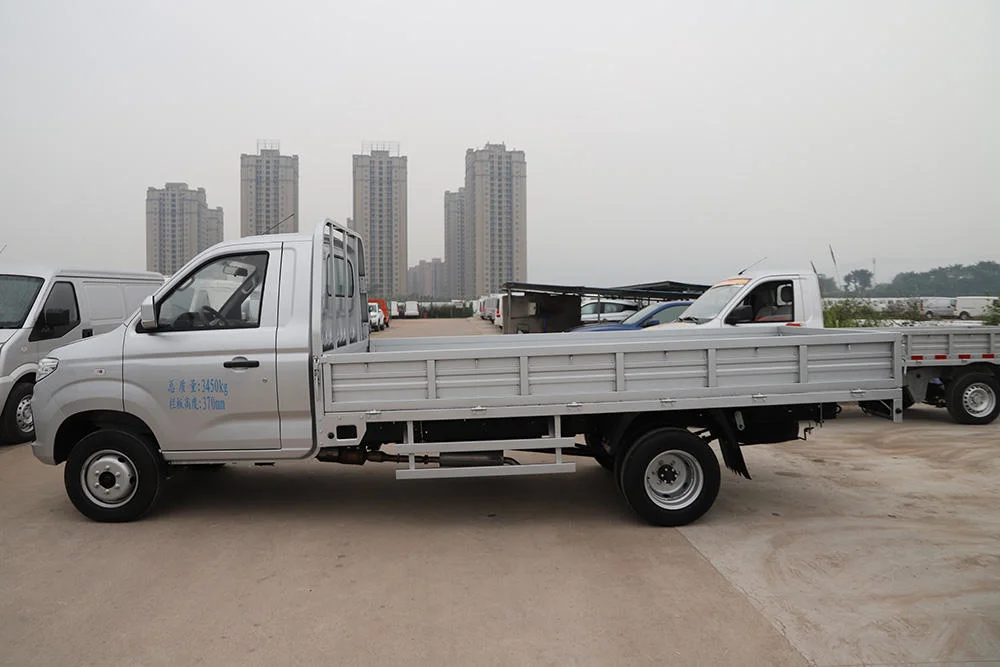 Proveedor Dfsk Dongfeng D71 Modelo pequeño chino barato de gasolina ligero Camión de carga 1,6L/2,0L cilindrada 4 cilindros Motor 5Mt 6*2 carga Transporte Mini camión