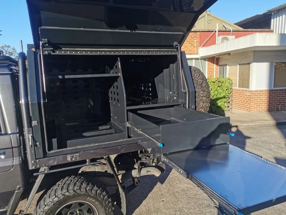 4X4 Vollaluminium Ute Tray Vordächer Wasserdicht und staubdicht Toolbox Mit günstigen Preis für Verkauf Vordach