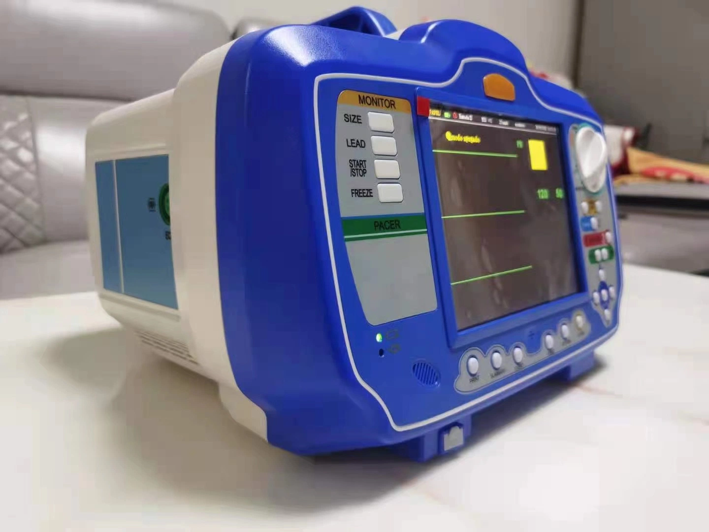 Mn-Def001 Tragbarer Biphasic Defibrillator Automatisierte Externe Defibrillation