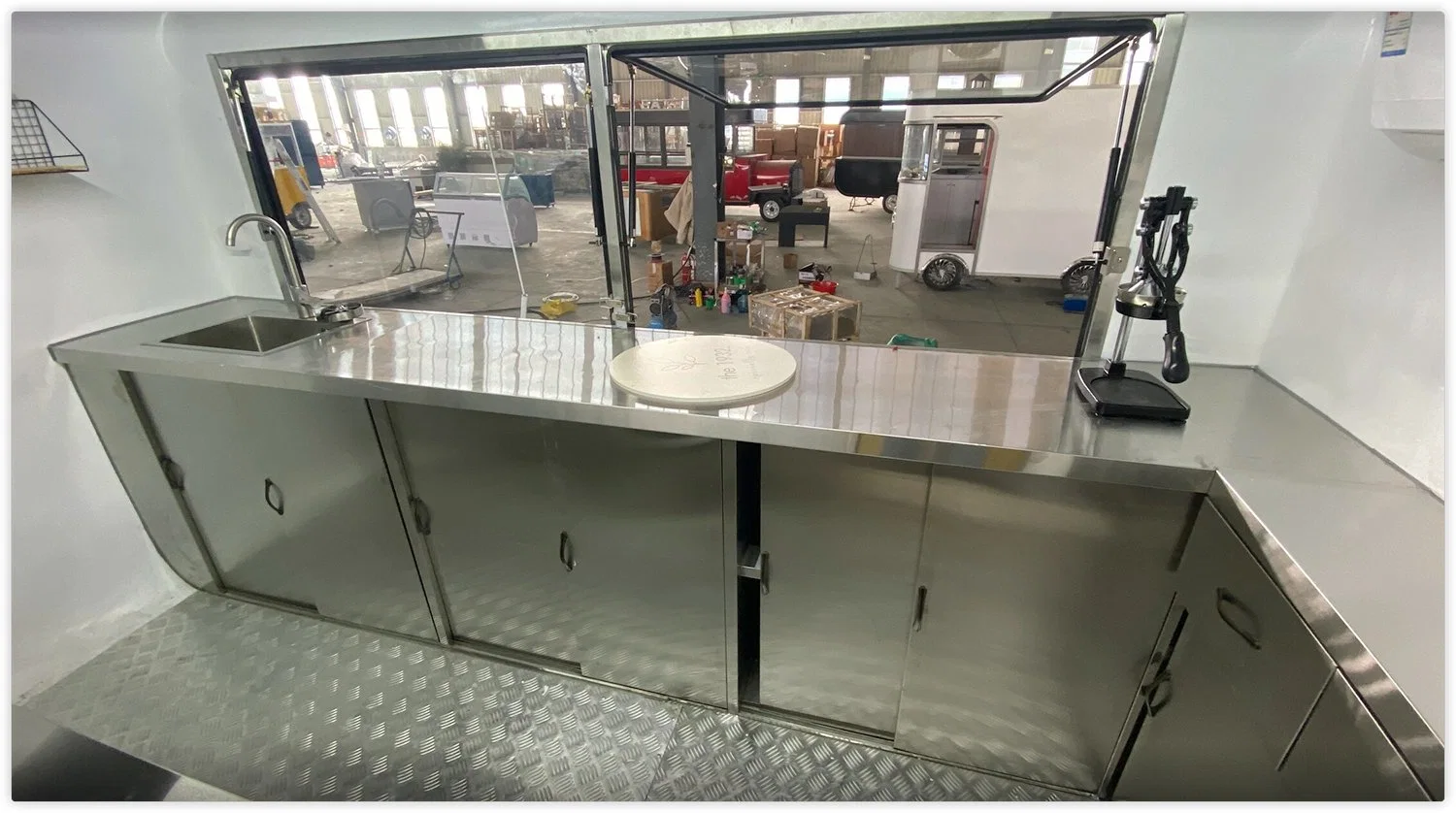 Modern Commercial Kitchen Equipment Ice Cream Coffee Trailer Mobile Food Carrinho