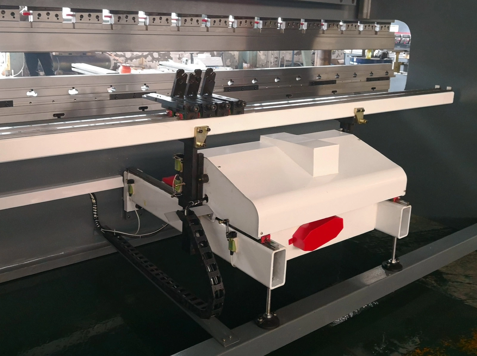 Stainless Steel Sheet Metal Brake Bending with CT8 Controller for Sale