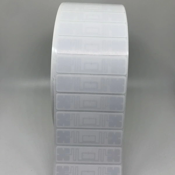 ISO 18000-6c/EPC Gen2 R6p UHF RFID Sticker for Clothing Tracking