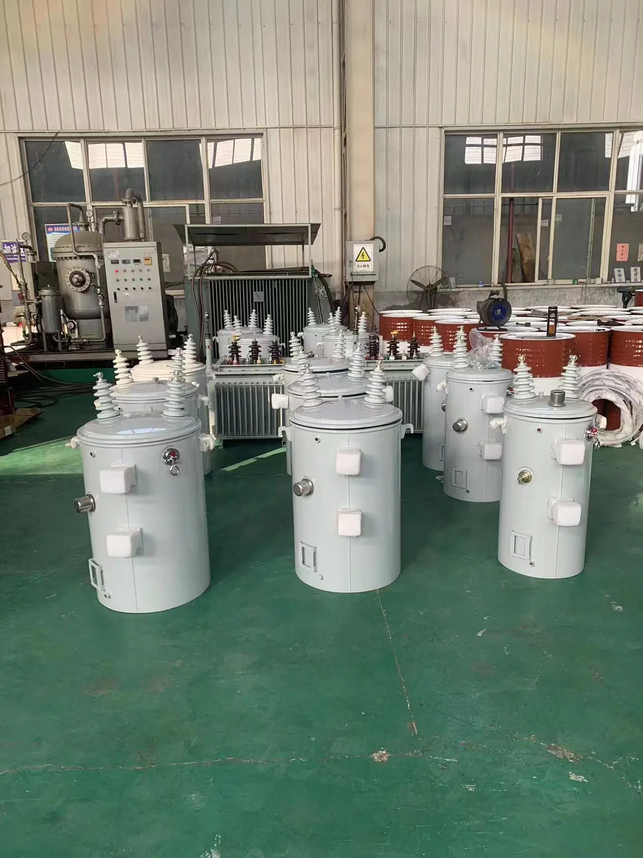 25 kVA 34.5kVA 50 kVA 75kVA 100 kVA Single Pole Mounted Transformer 13.8kv 13.2kv to 120V 220V at 60Hz Li0 Vector Group