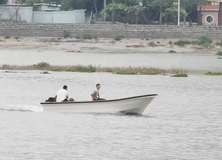 Nouveau modèle panga panga Bateau, Bateau 19