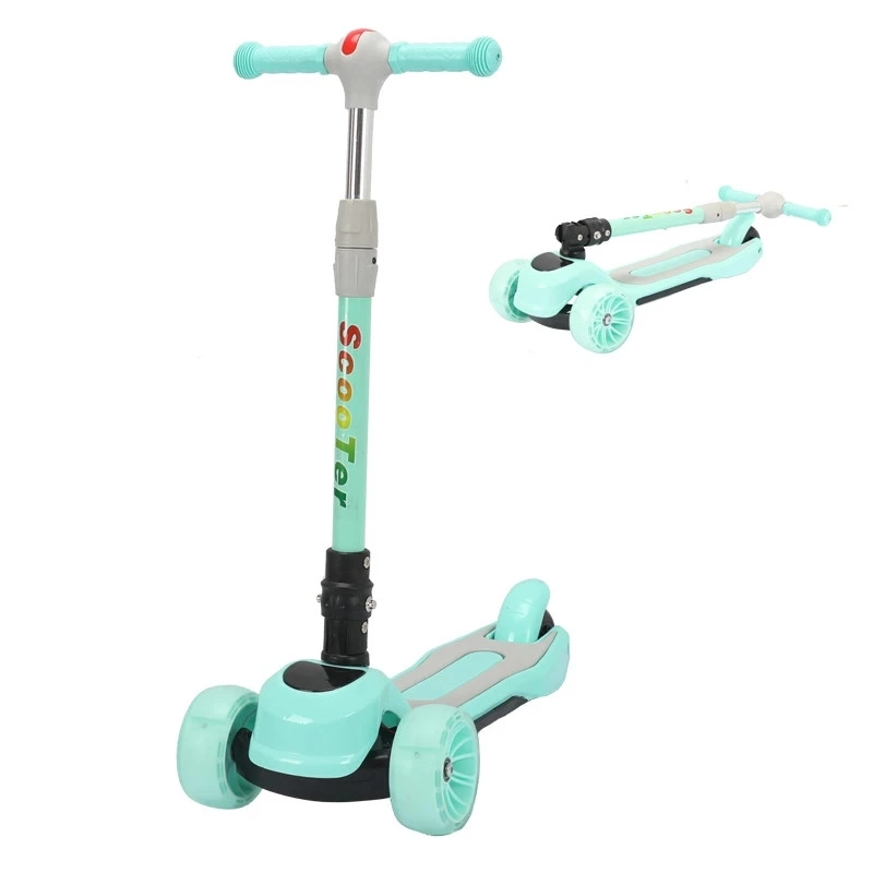 The Scooter Is The Best Gift for a Child Sc-37