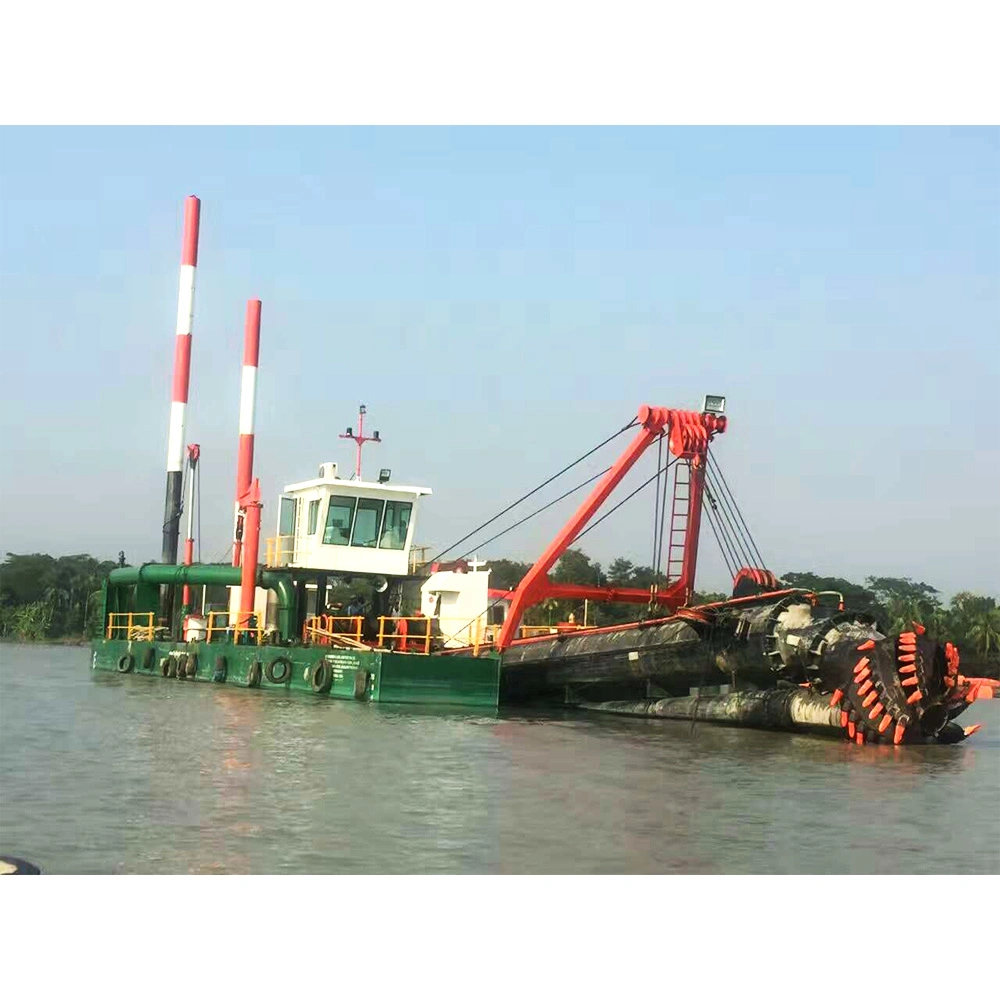 Factory Direct Sales 20 Inch Clear Water Flow: Cutter Suction Dredger in Southeast Asia