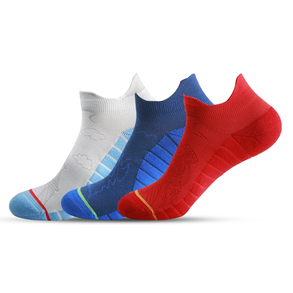 Wholesale Custom White Men Ankle Sport Cotton Socks for Running Cycling