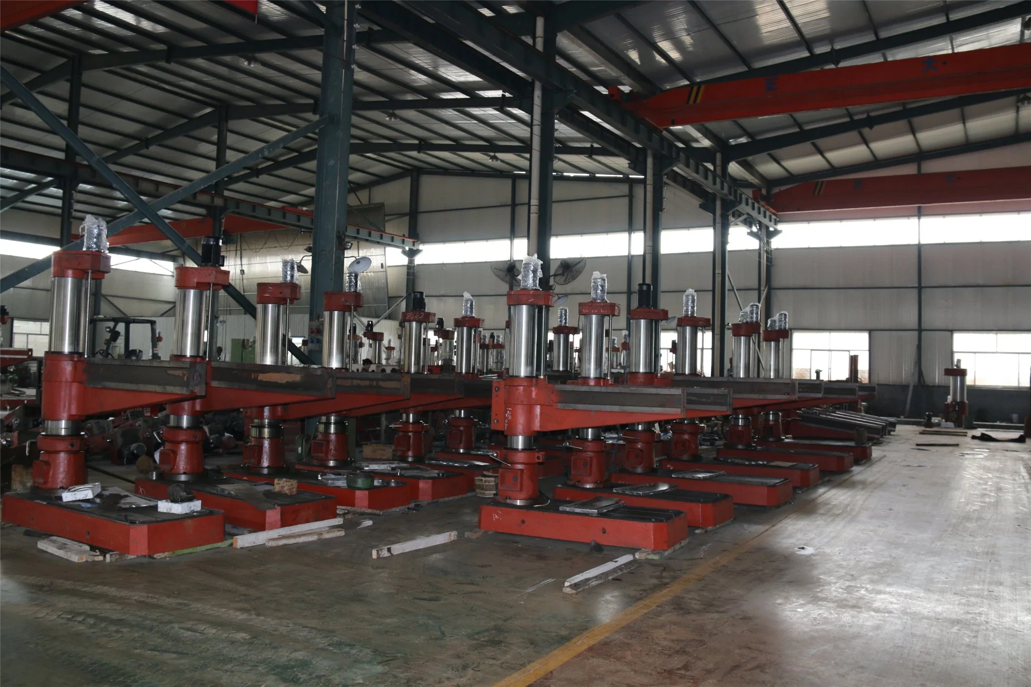 CE Standard Radial Arm Drilling Machine Z3035*10 Factory Promotion Price