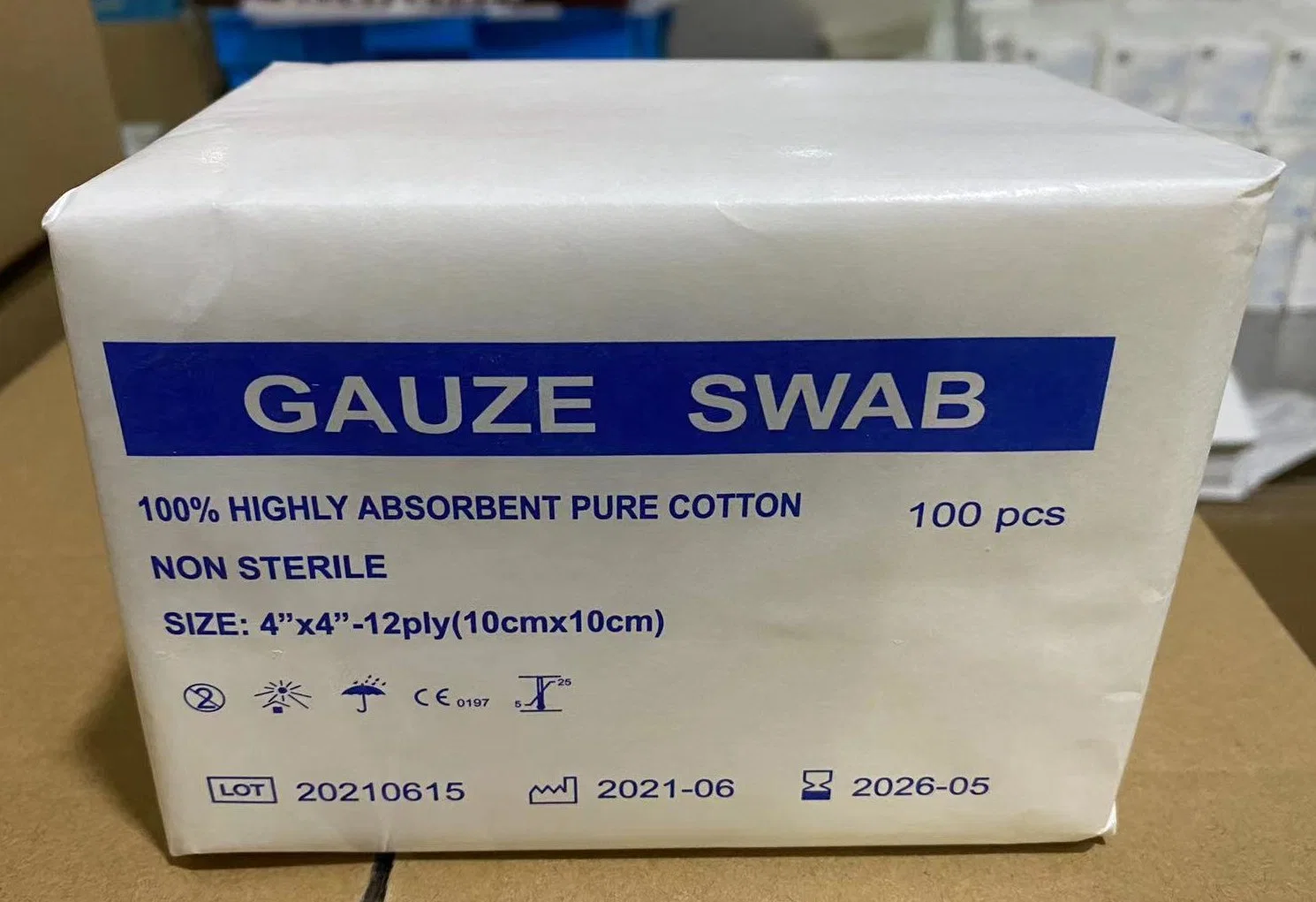 Cotton Gauze Swabs, Non-Sterile, White, 8 Ply 17 Threads Pack of 100