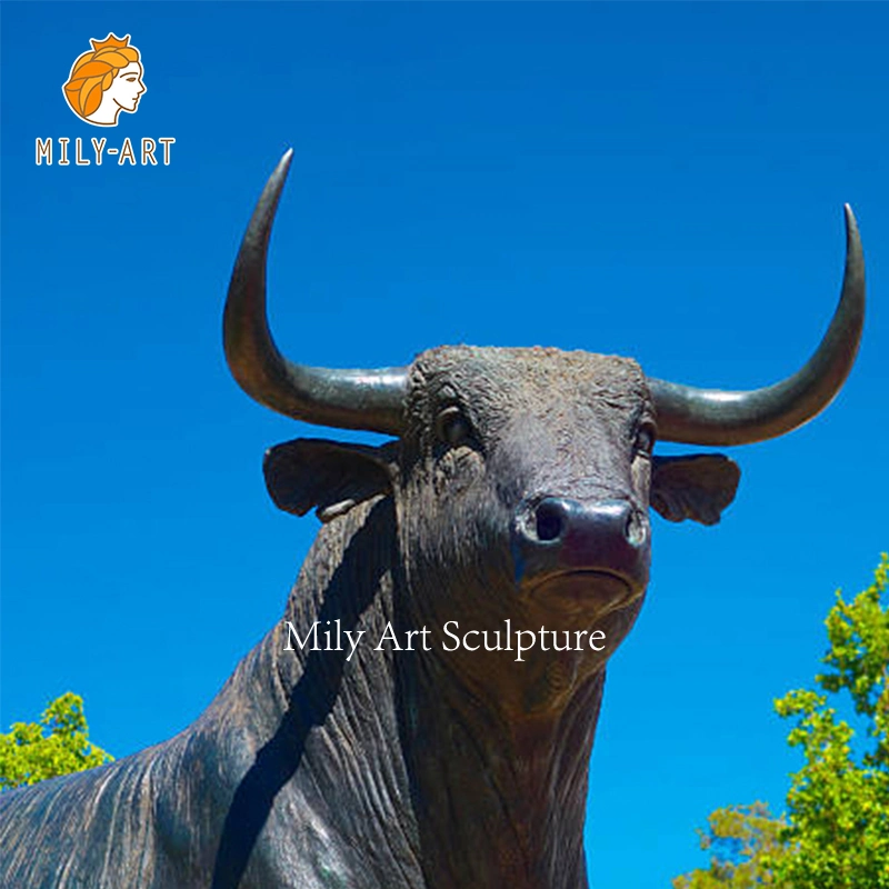 Decorative Life Size Modern Garden Metal Animal Sculpture Bronze Bull Statue