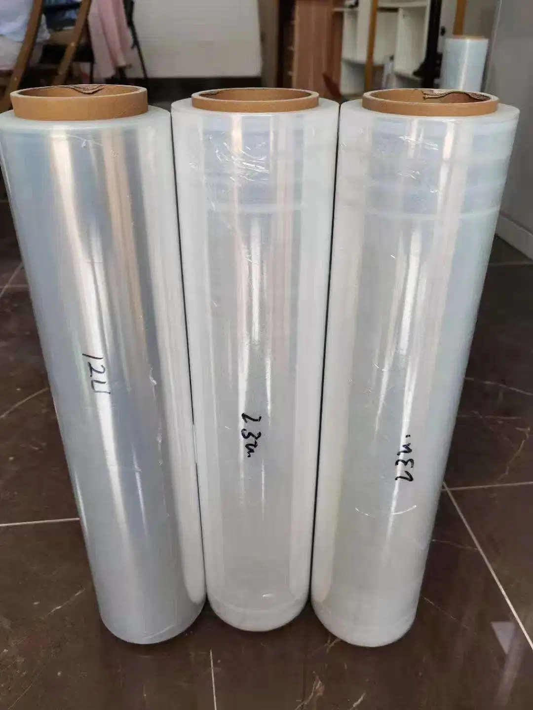 Industrial Grade PE Stretch Film, Hand and Machine Shrink Film for Pallet Packaging Plastic Film Packaging Film