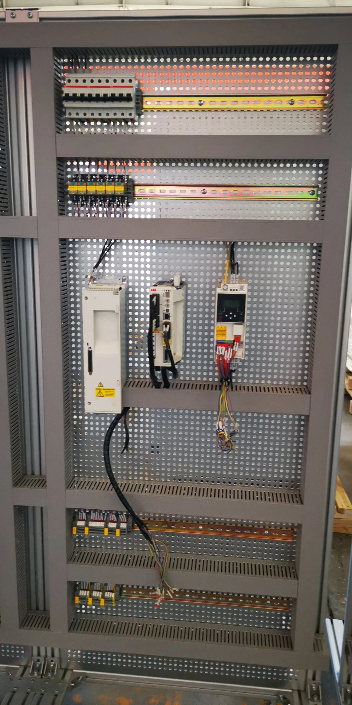 Intelligent Control Equipment with Controller, Buttons, Safety Relays and Other Electrical Components PLC Control Cabinets