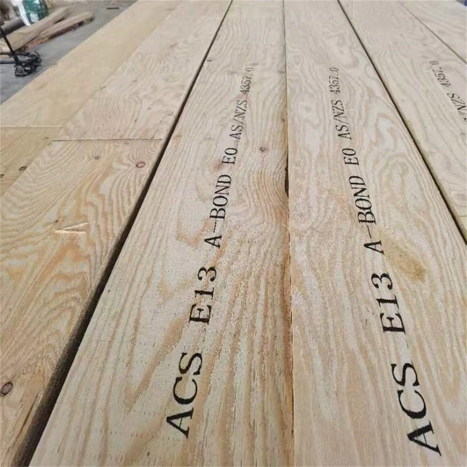 45X360X9000mm E14 Laminated Veneer Lumber LVL Beams Constructural LVL Timber LVL Plywood