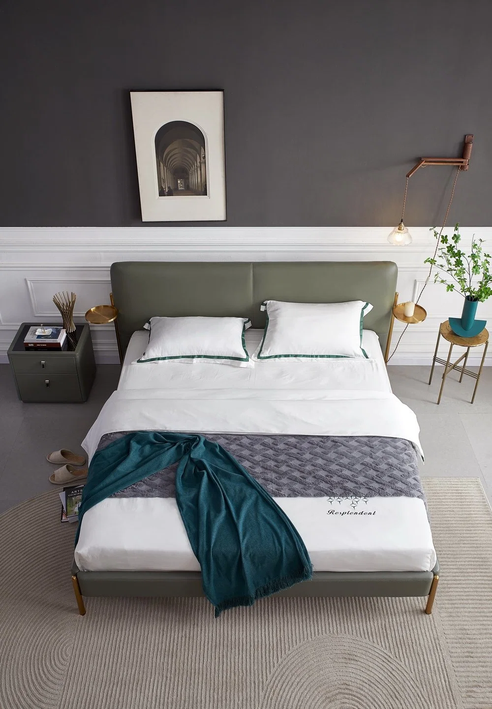 Modern Italian Minimalist Light Luxury Leather Bed Master Bedroom Bed