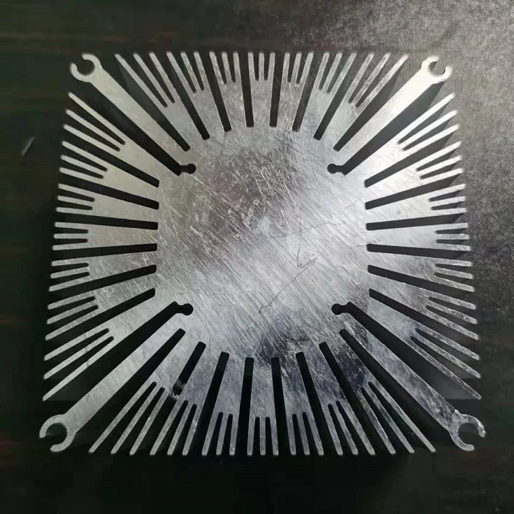 Perfil de disipador térmico/radiador de extrusión de aleación de aluminio industrial personalizado para iluminación LED