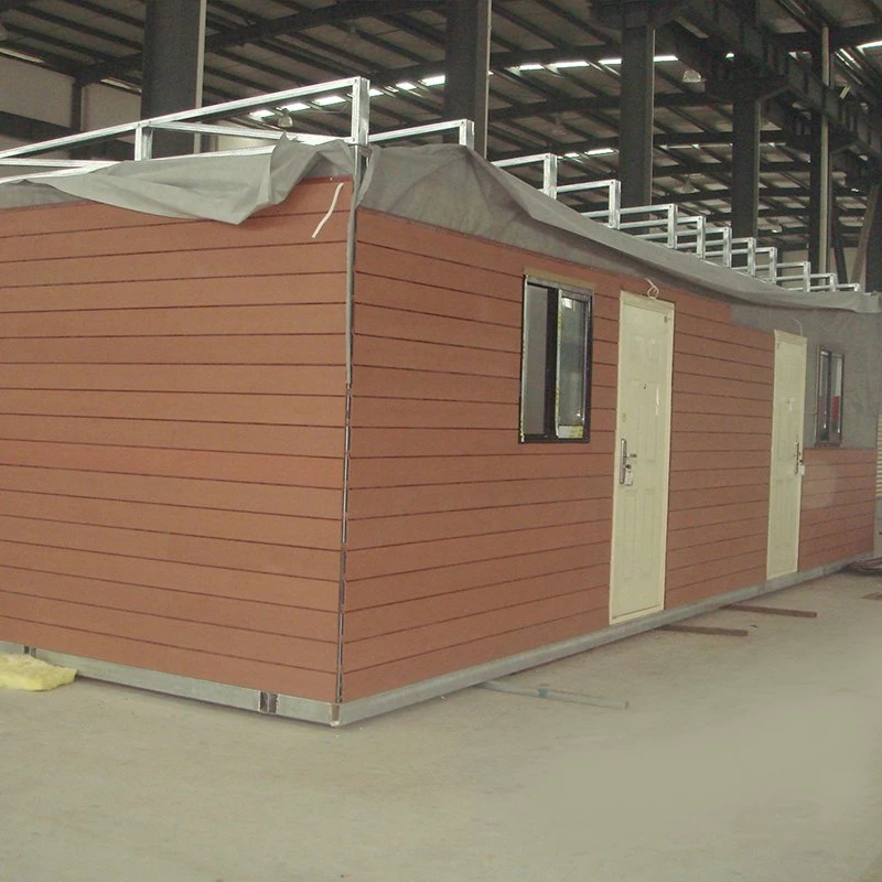 Installation rapide de maisons préfabriquées de bureau pliantes en conteneurs avec structure légère en acier.
