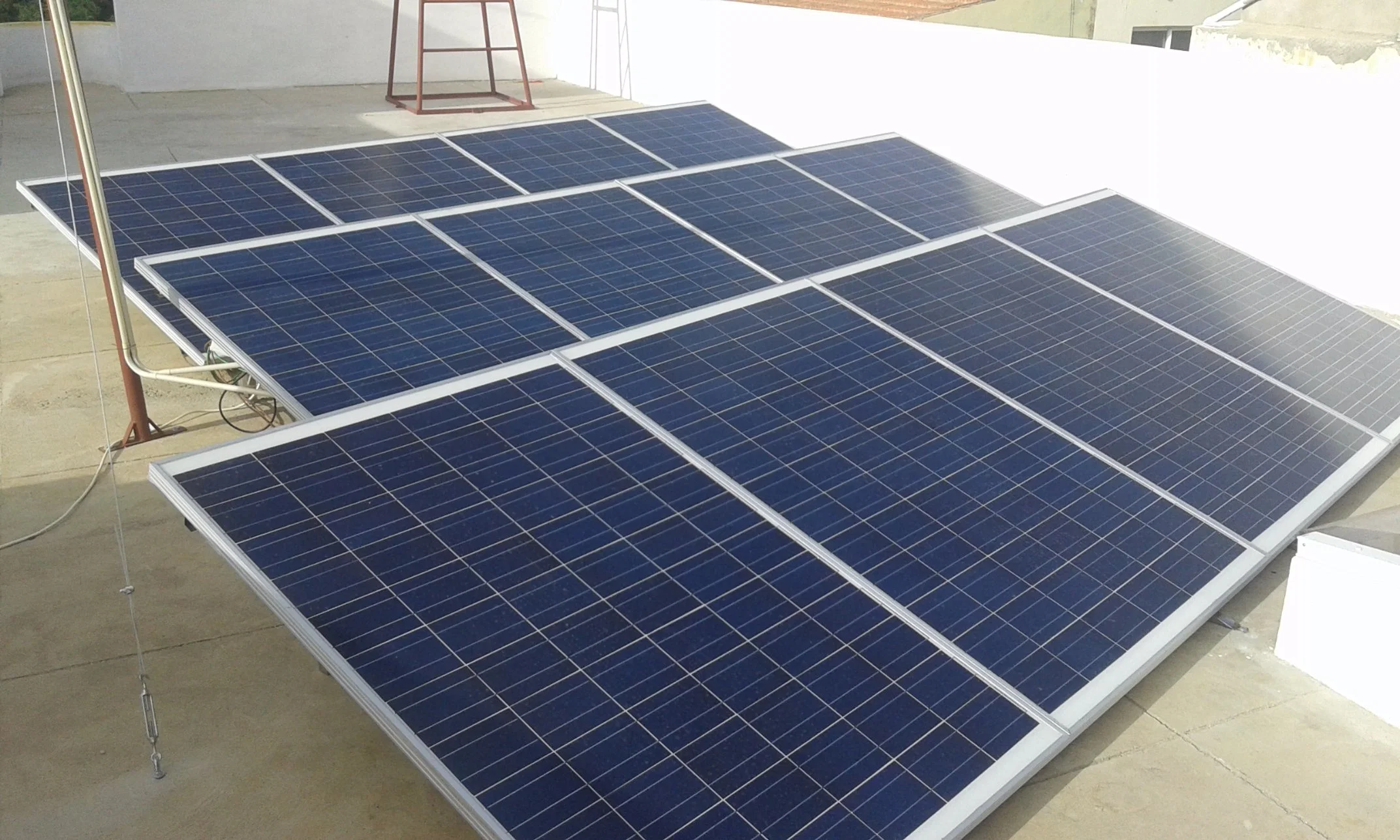 O suporte de instalação do sistema PV 3Kw Sistema de Energia solar para casa no mercado da Nigéria