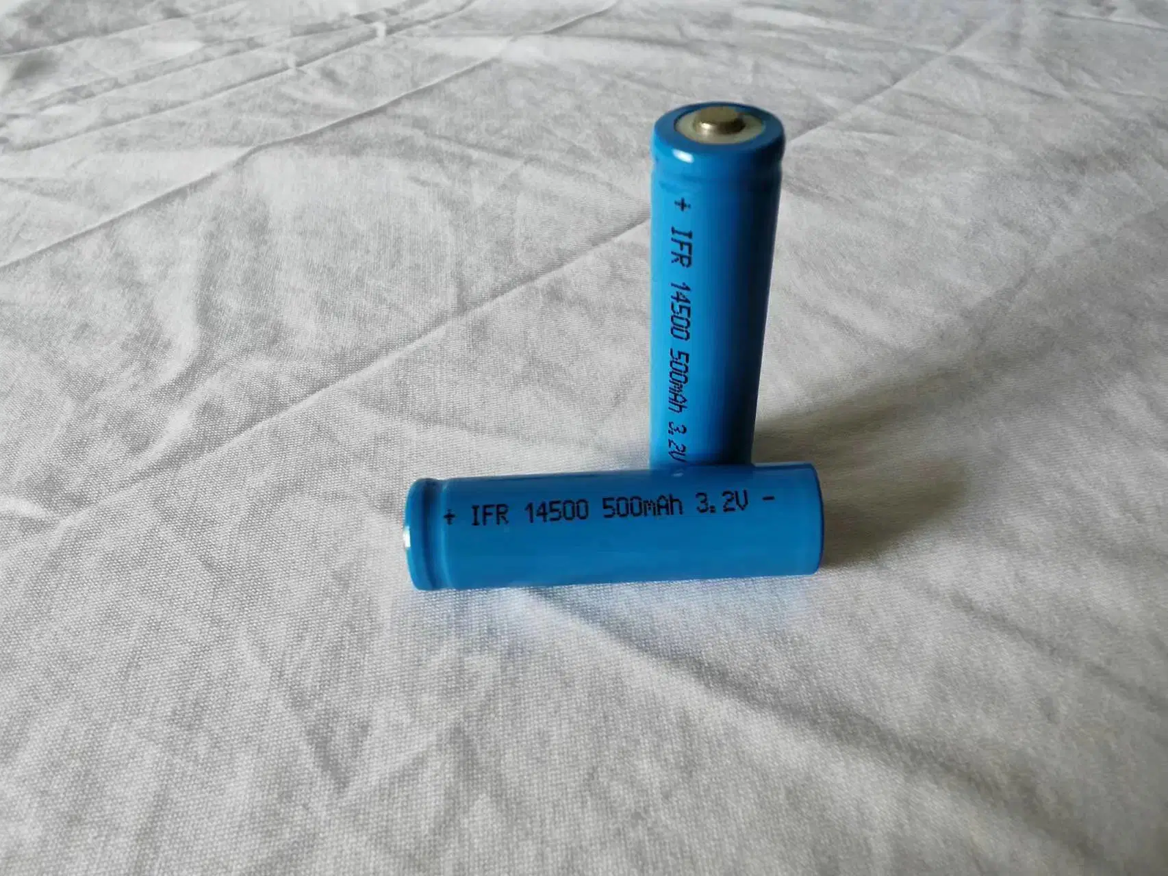 El tamaño de 3,2 V 500mAh AA de Iones de Litio para lámpara, la cámara, el uso diario