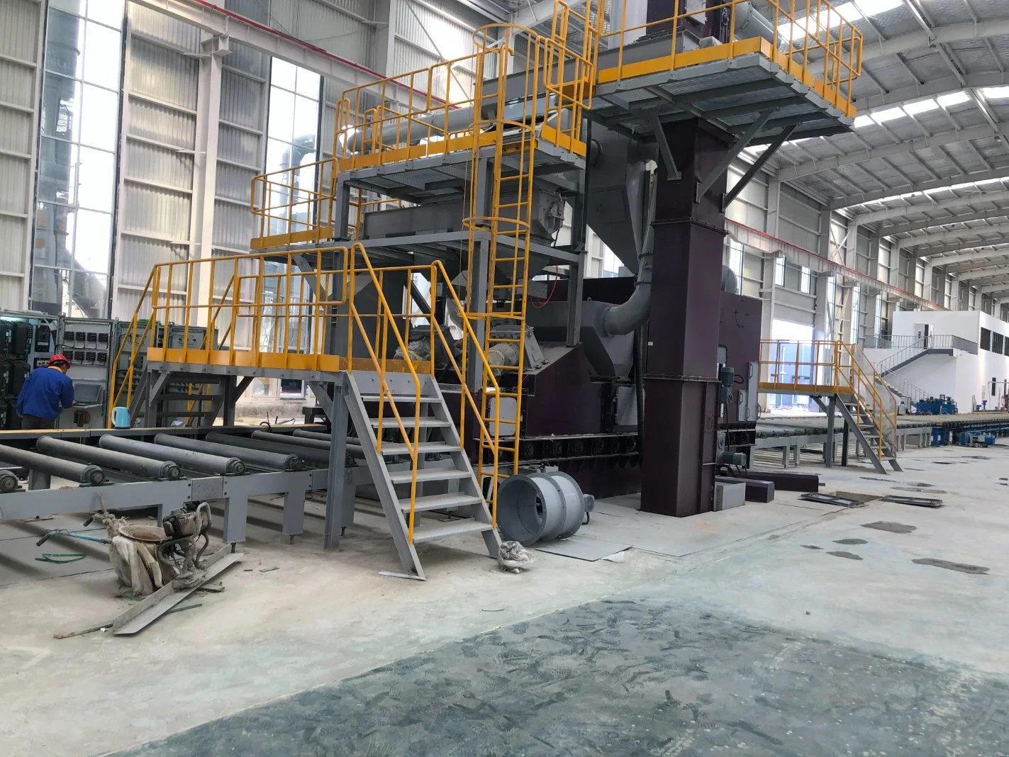 Taa Brand Roller Type Steel Structure Shot Blasting Cleaning Equipment