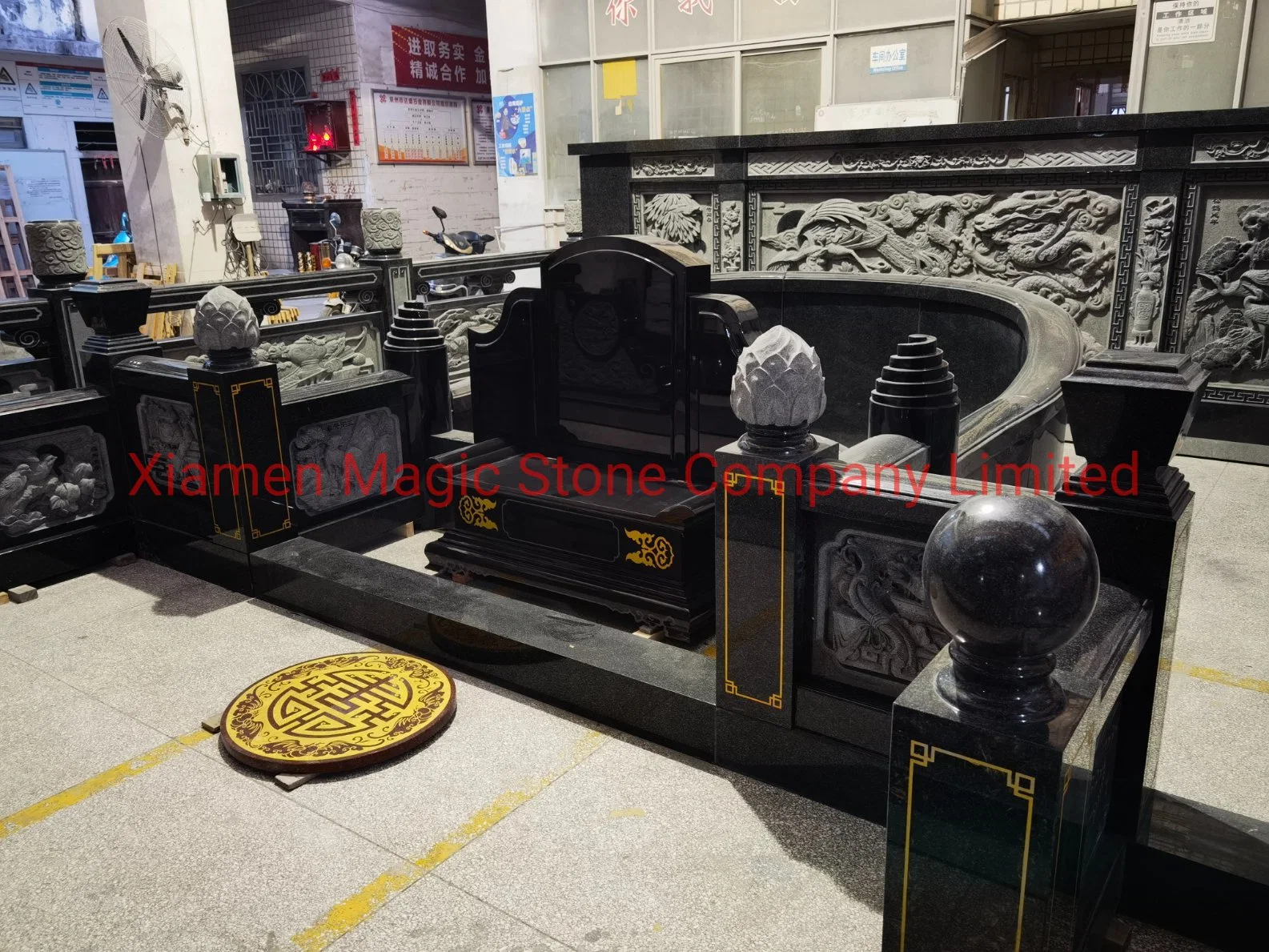 China Wholesale/Supplier Granite Stone Absolutely Black Maker Large Monuments