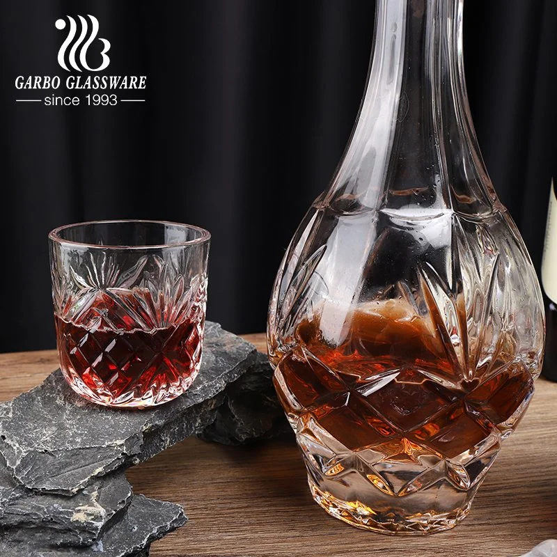 High-Quality 800ml Round Glass Wine Bottle Whisky Decanter Crystal Collection Carafe Beer Storage Holder with Stopper