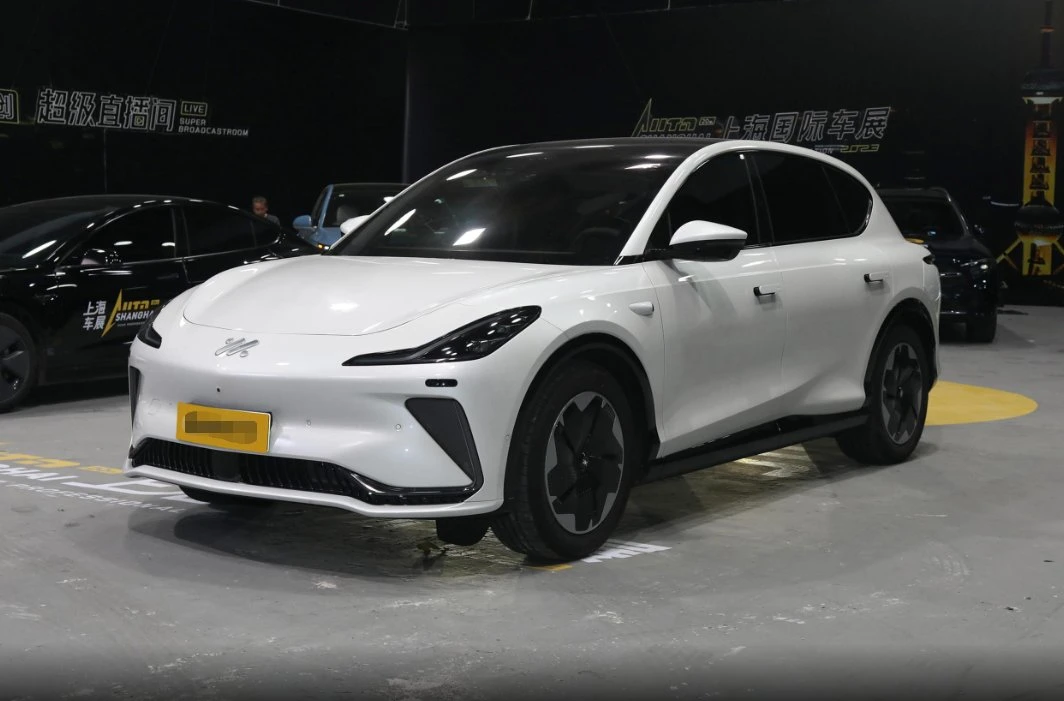 Carro 4WD EV de alto desempenho 2023 im Ls7 Zhiji Ls7 Carro elétrico de alta velocidade SUV de 5 portas e 578 CV de 5 lugares, Nova Energia Automóvel