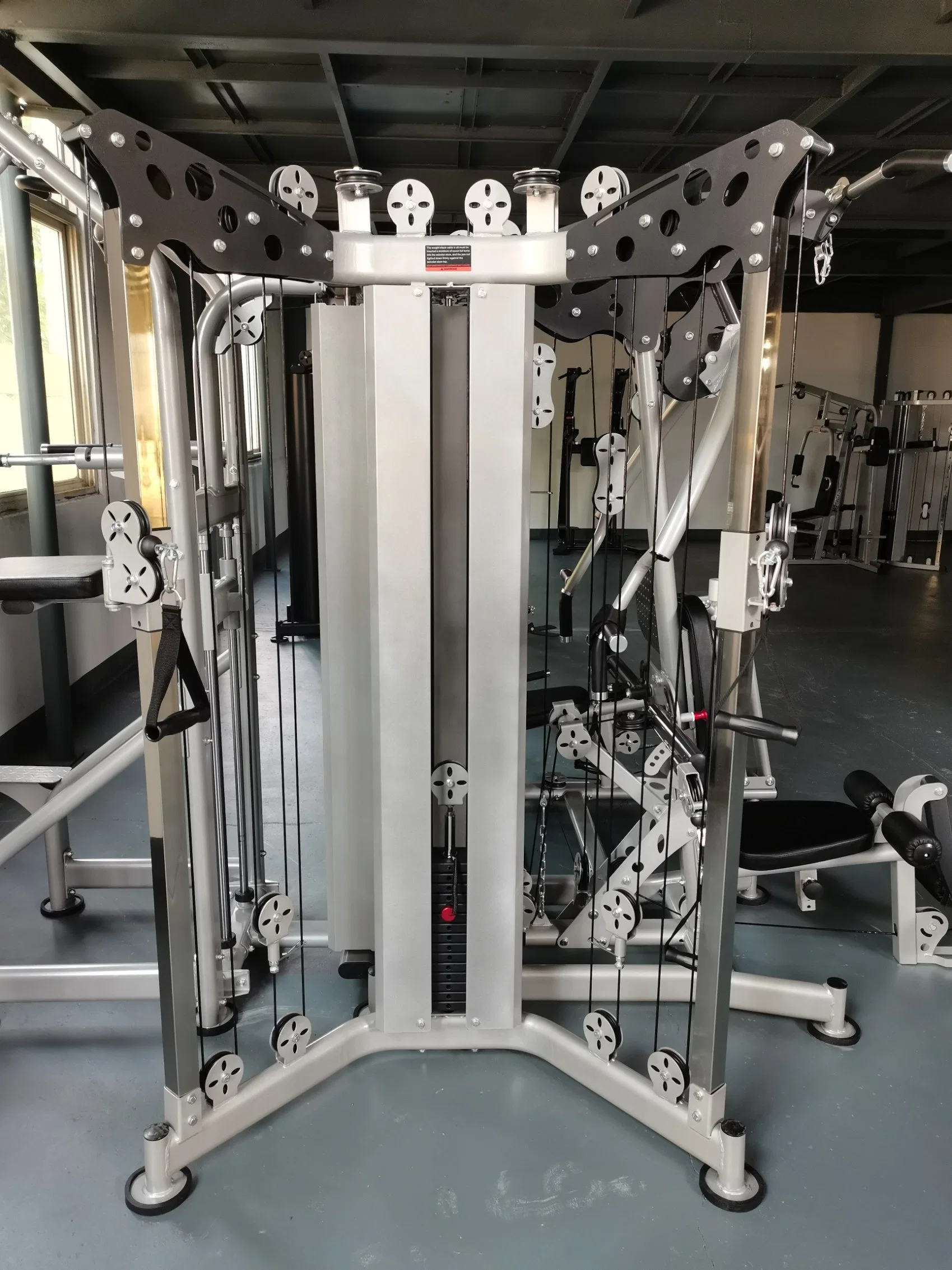 La lumière Salle de Gym Fitness semi commercial Multi 4 stations de l'équipement fonctionnel