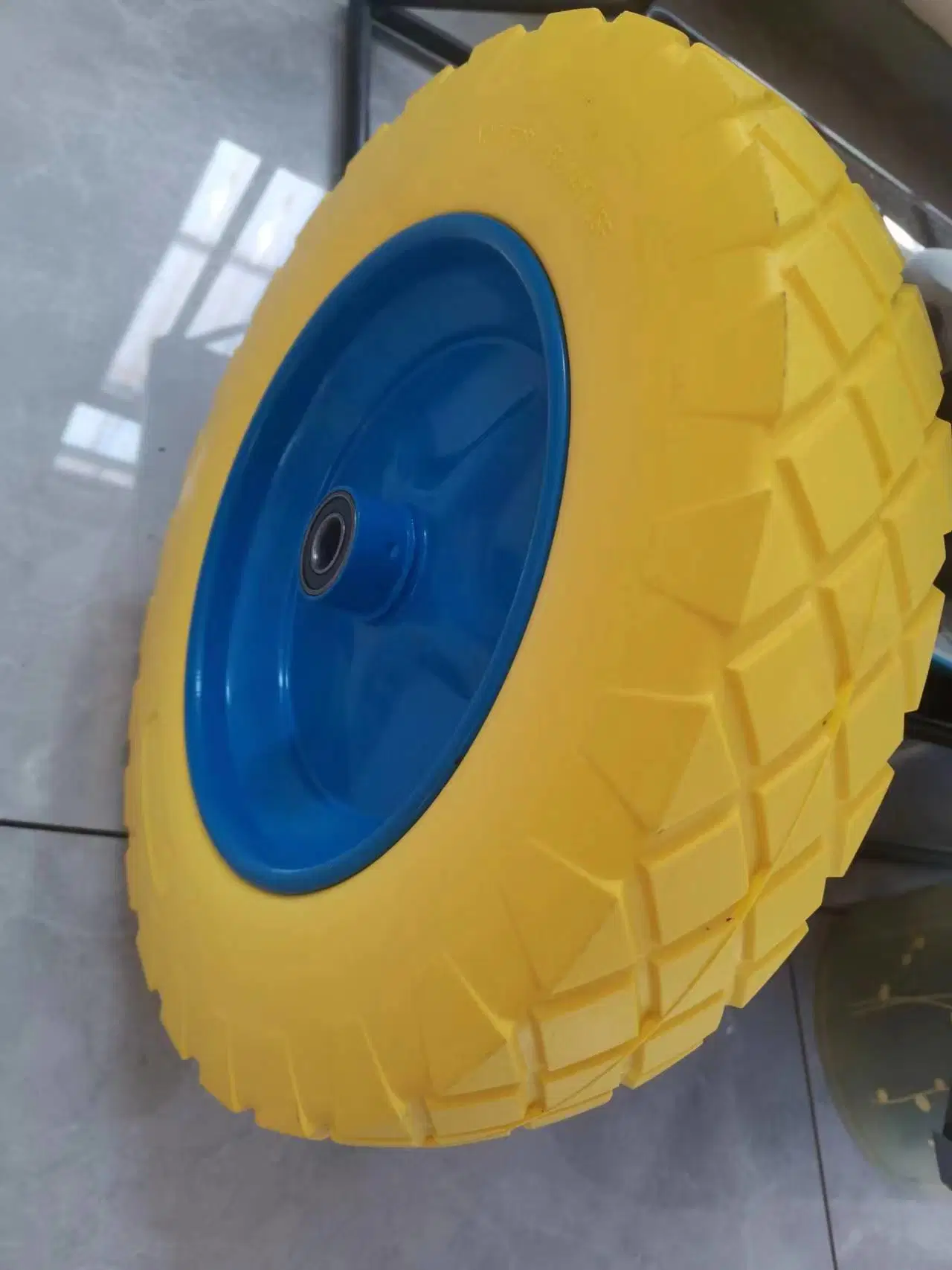 260*85 3.00-4 Pneumatic Rubber Wheel with Plastic Rim